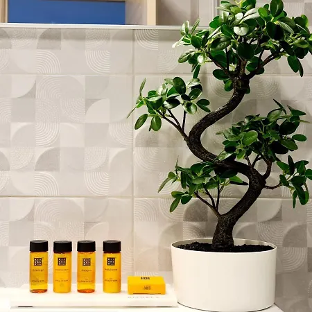 アパート Melia ナボダリ